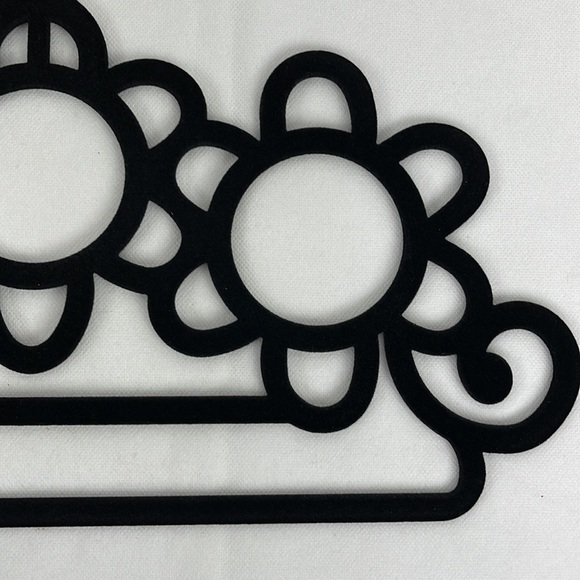 Black Velvet Accessories Hanger - Picture 3 of 5